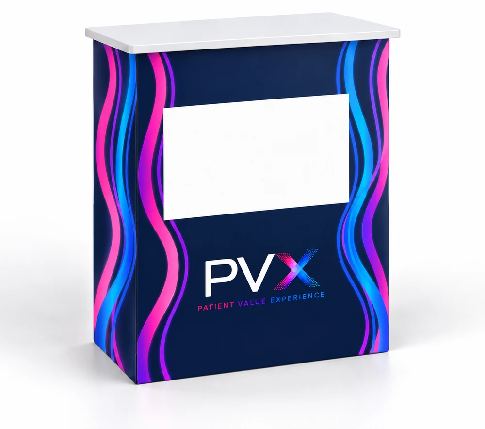 Balcão do kit padronizado do Circuito, na identidade visual do PVX, com a área branca reservada à arte da empresa selecionada.
